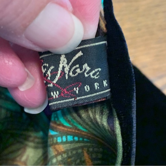 NIC & NORA NY SCARF SILK PEACOCK FEATHERS / BLACK VELVET BACK 10”x 57” - Picture 8 of 11